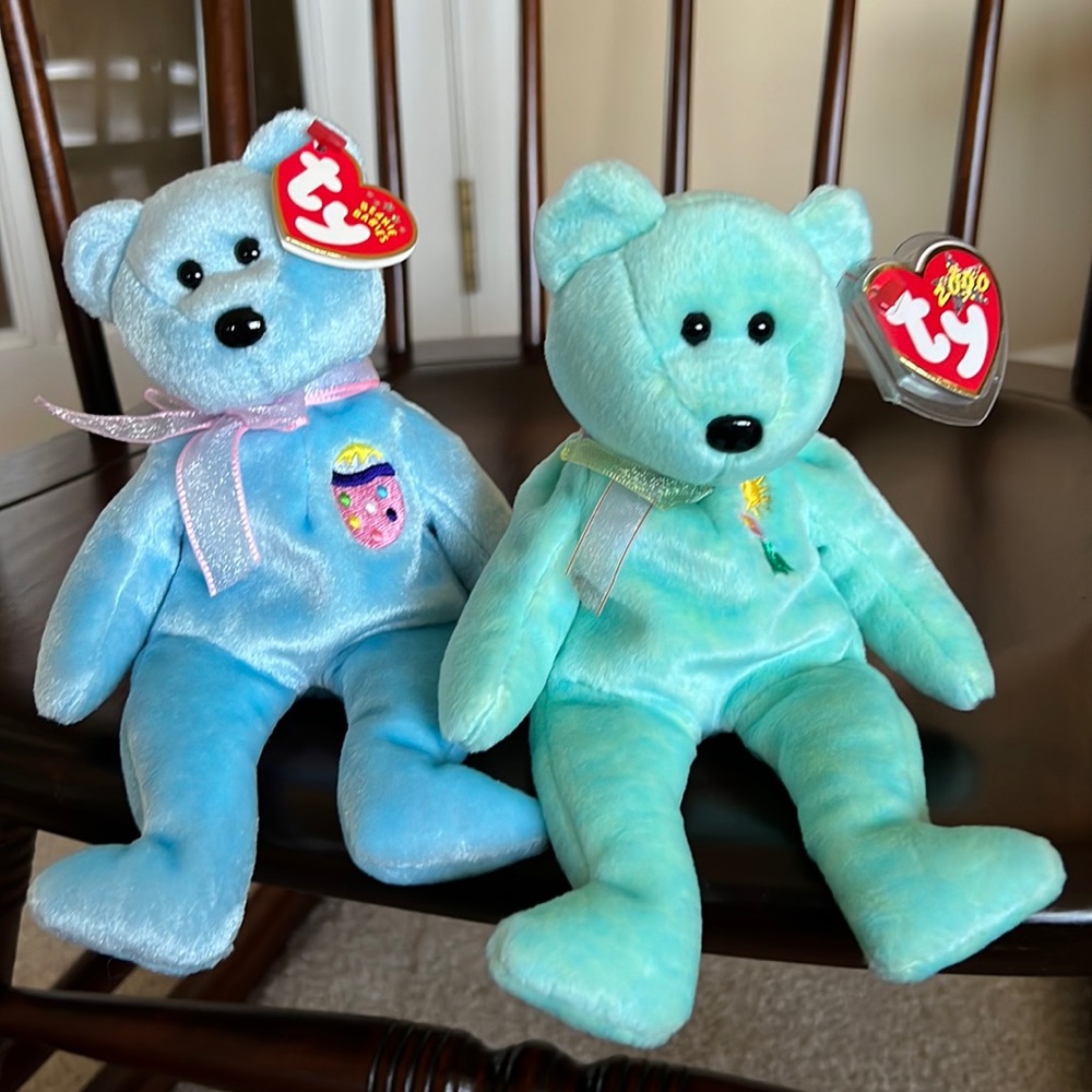 Bundle- Vintage Beanie Bears - Eggs II and Ariel - EC SFH